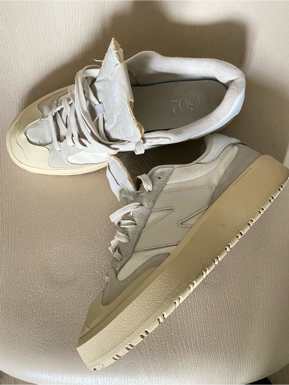 New Balance CT302 off-white tan suede sneakers men 10.5 fits size 9.5